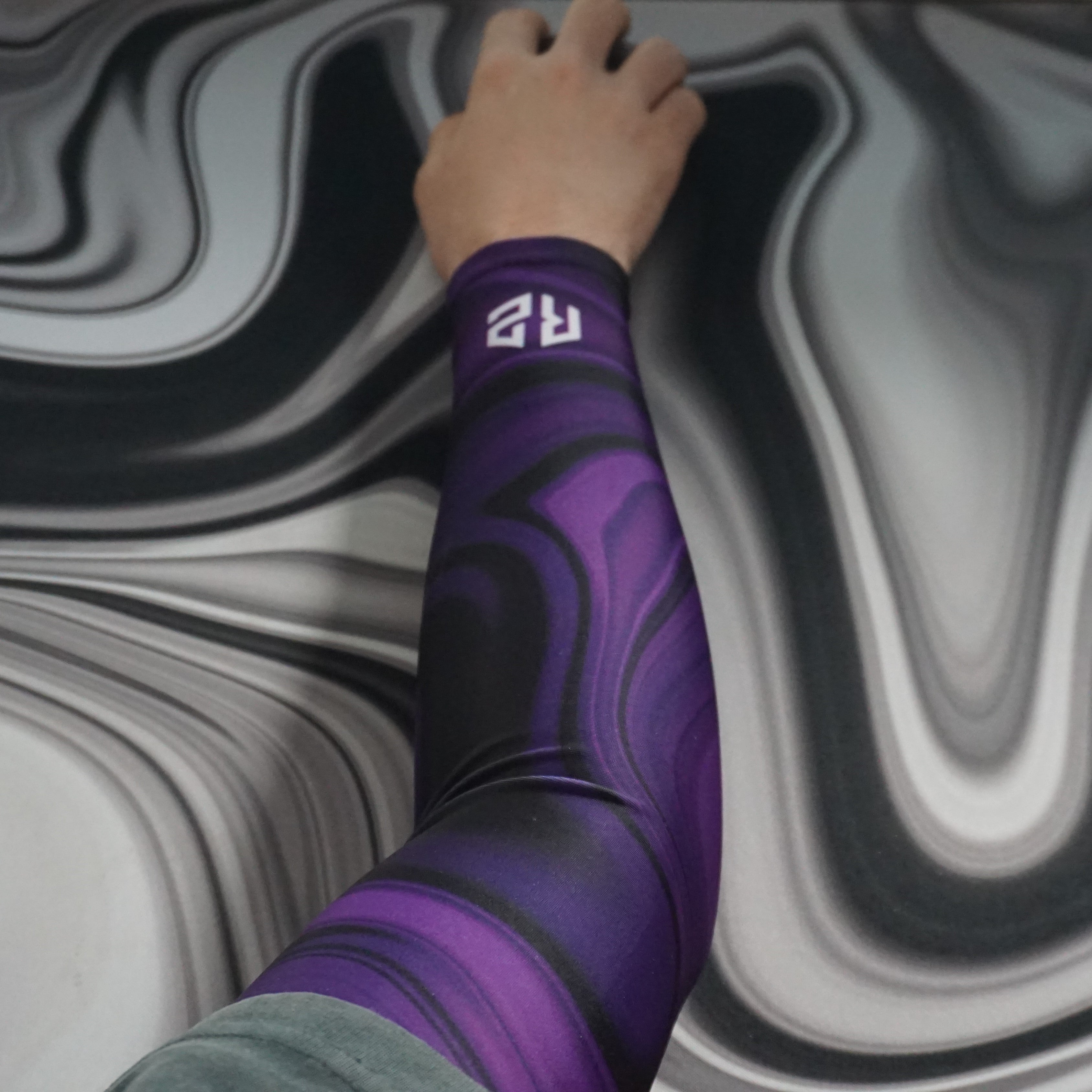 RZ Arm Sleeve - Liquid Purple Edition